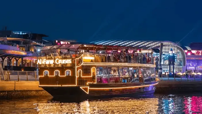 Dhow Cruise & Luxury Yacht Dinners